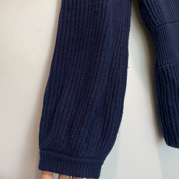 Club Monaco tinna ballon sleeves navy blue sweater size Sp - Picture 6 of 10